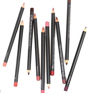 MAC Cosmetics Lipliners